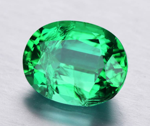 Application of UV-Visible Spectrometer in Identification of Synthetic Emerald